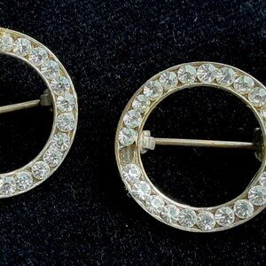 costume jewelry pins brooches